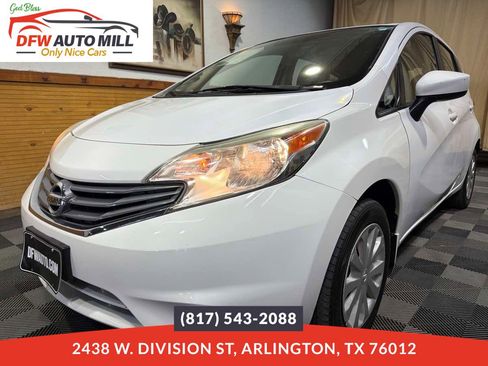 Used 2015 Nissan Versa Note SV image 1