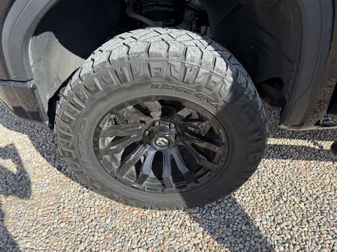 Used 2021 GMC Sierra 1500 AT4 AWD/4WD image 33