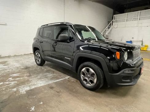 Used 2017 Jeep Renegade Sport w/ Power & Air Group AWD/4WD image 3