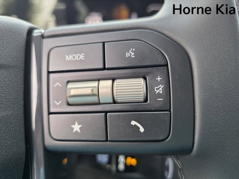 New 2027 Kia Telluride S image 21