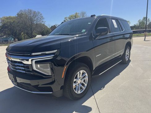 Used 2025 Chevrolet Tahoe LT image 17
