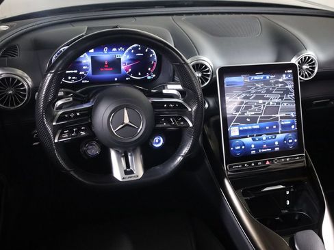 Certified 2022 Mercedes-Benz SL 55 AMG 4MATIC image 43