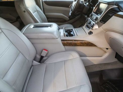 Used 2017 GMC Yukon Denali w/ Open Road Package image 19