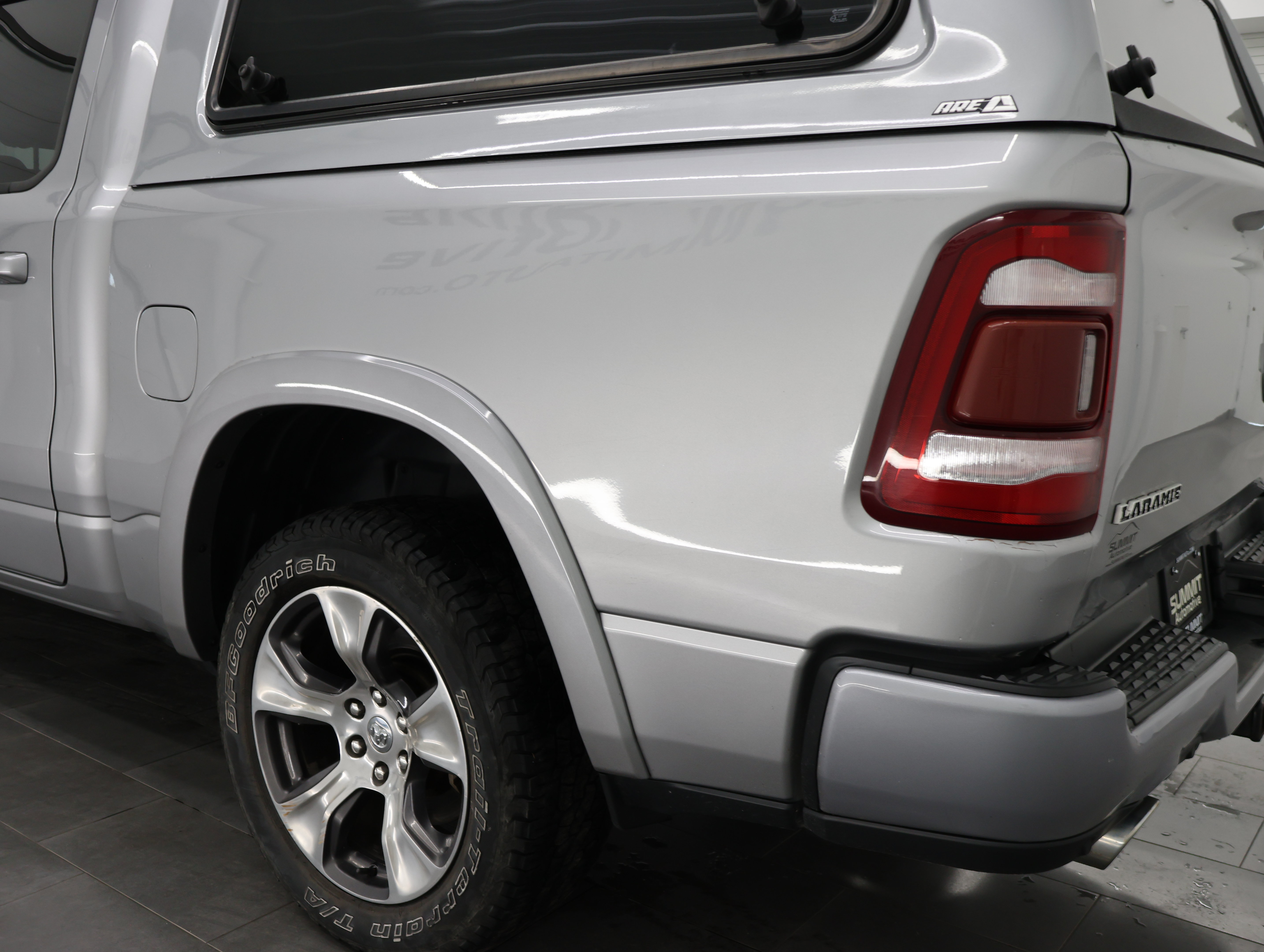 Used 2019 RAM 1500 Laramie w/ Sport Appearance Package AWD/4WD image 29