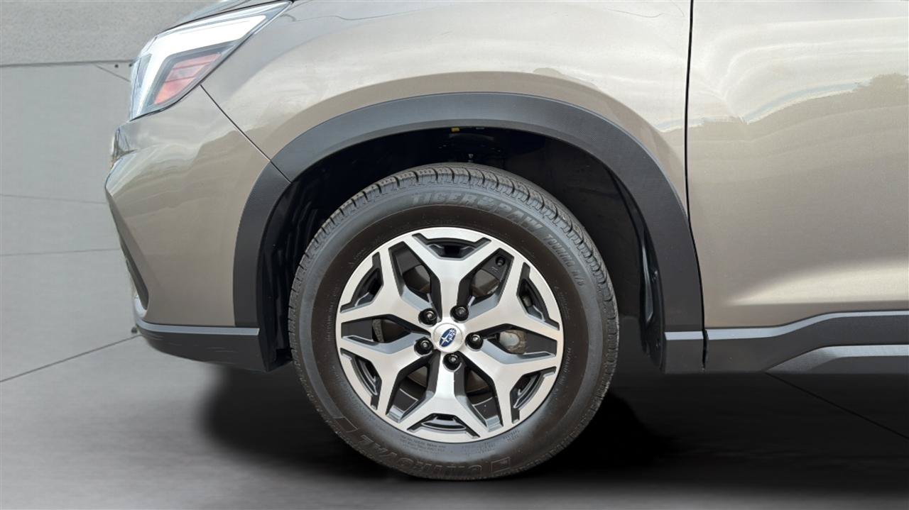 Used 2020 Subaru Forester Premium AWD/4WD image 34