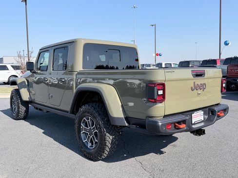 New 2026 Jeep Gladiator Mojave image 6