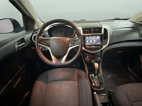 Used 2018 Chevrolet Sonic LT w/ Convenience Package FWD image 10