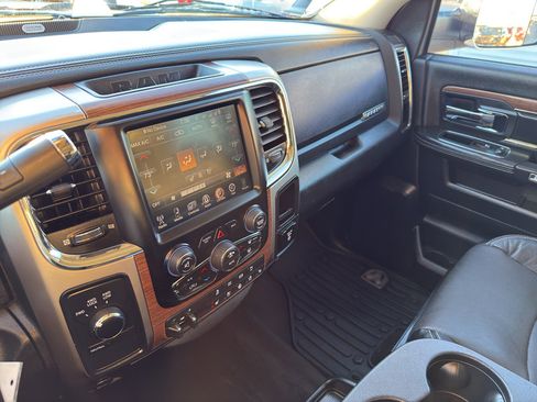 Used 2015 RAM 2500 Laramie image 23