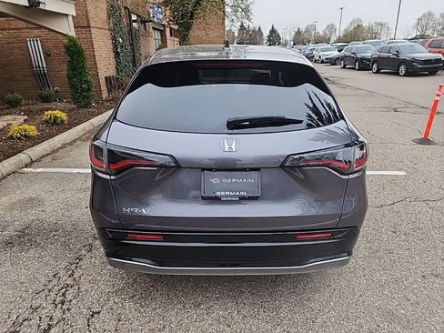 Certified 2024 Honda HR-V EX-L image 10