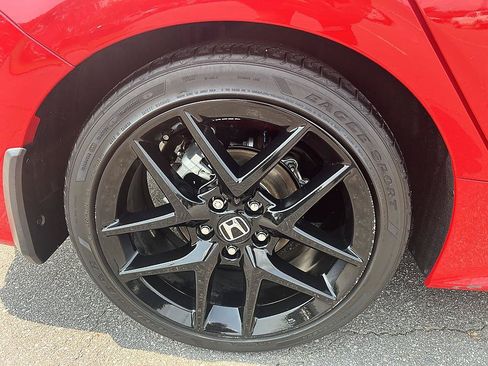 Used 2023 Honda Civic Sport image 11