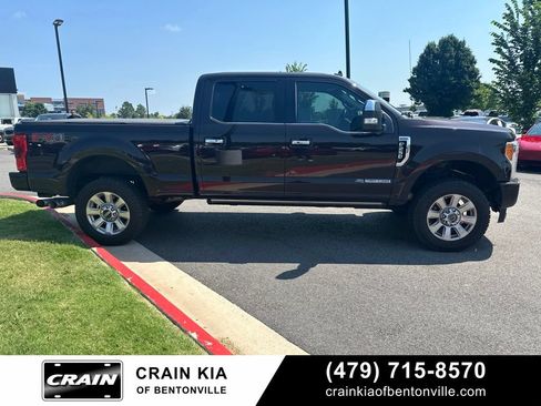 Used 2019 Ford F250 Platinum w/ Platinum Ultimate Package AWD/4WD image 5