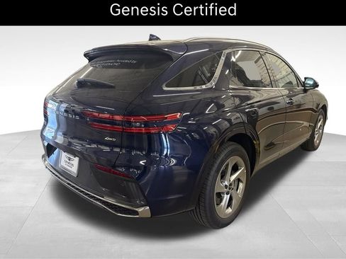 Certified 2026 Genesis GV70 2.5T AWD/4WD image 3