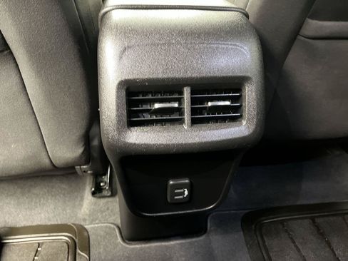 Certified 2019 Chevrolet Equinox LT AWD/4WD image 11