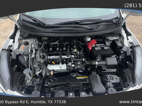 Used 2024 Nissan Versa SV w/ Trunk Package FWD image 18