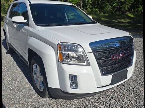 Used 2015 GMC Terrain SLT w/ Open Road Package AWD/4WD image 3