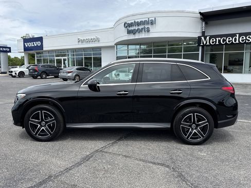 New 2026 Mercedes-Benz GLC 300 image 2