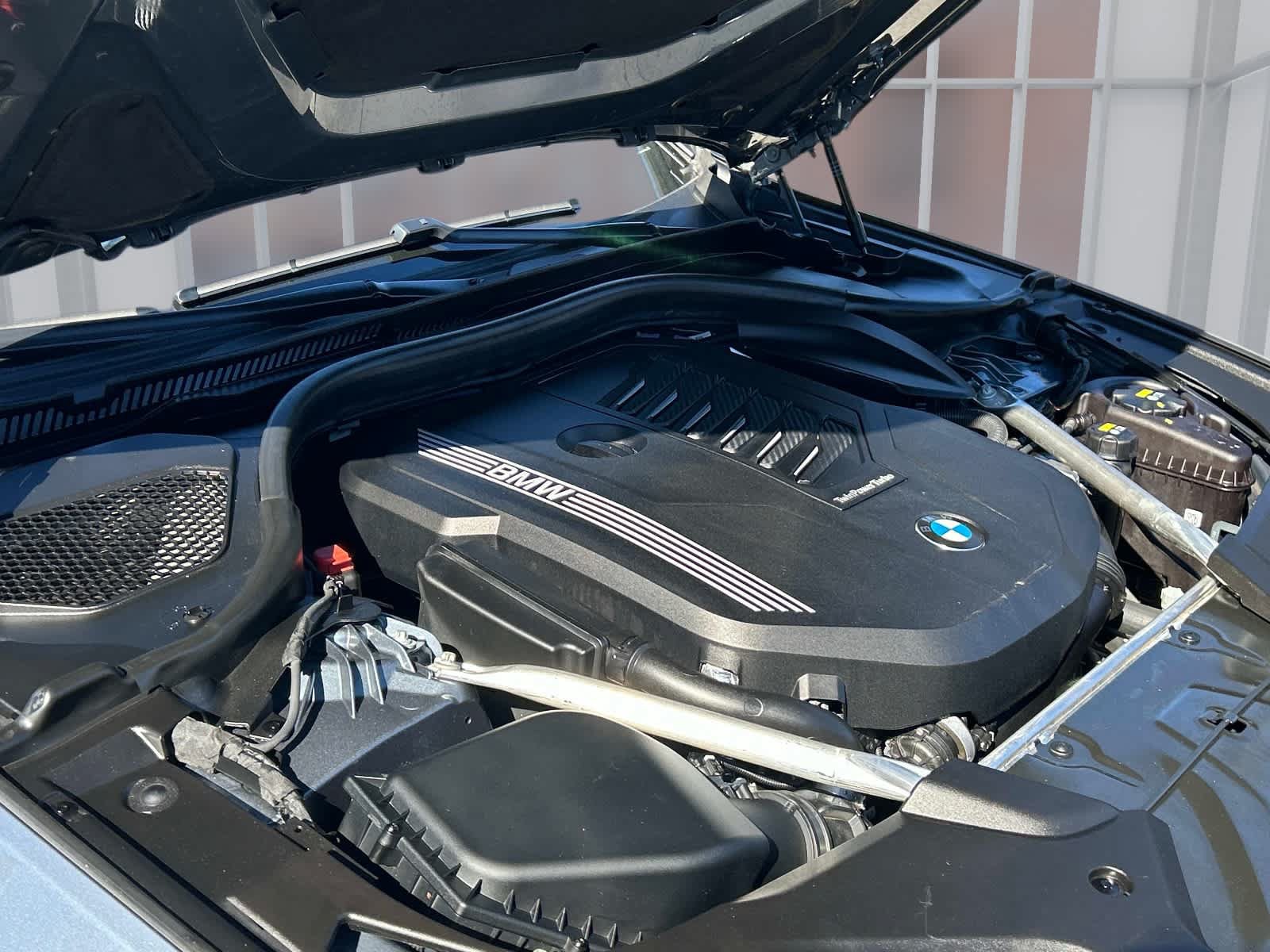 Used 2022 BMW 540i xDrive w/ Premium Package AWD/4WD image 16