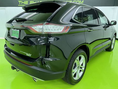 Used 2017 Ford Edge Titanium w/ Equipment Group 301A AWD/4WD image 10