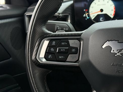 Used 2025 Ford Mustang GT Premium RWD image 12