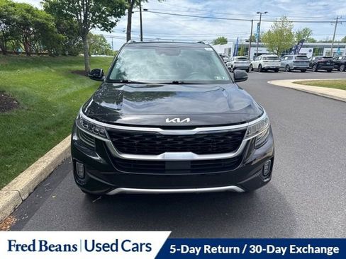 Used 2023 Kia Seltos SX AWD/4WD image 2