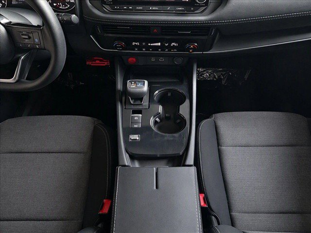Used 2021 Nissan Rogue SV FWD image 22