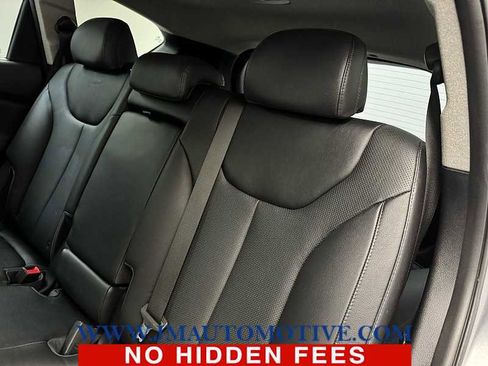 Used 2019 Hyundai Santa Fe AWD image 16