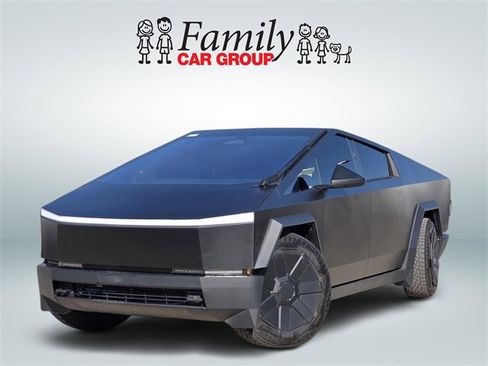 Used 2024 Tesla Cybertruck AWD Crew Cab image 1