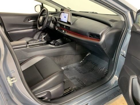 Used 2024 Toyota Prius Prime image 37