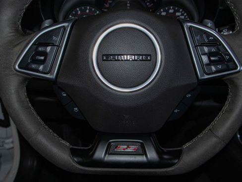 Used 2021 Chevrolet Camaro SS image 10