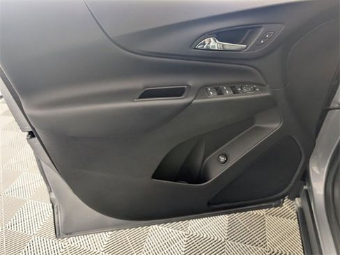 Certified 2024 Chevrolet Equinox LT image 10