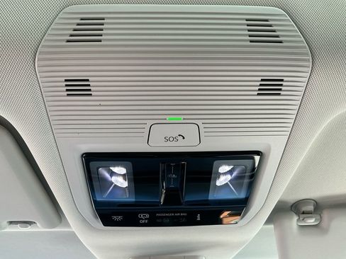 New 2025 Volkswagen ID. Buzz Pro S Plus image 23