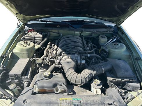 Used 2005 Ford Mustang GT RWD image 24