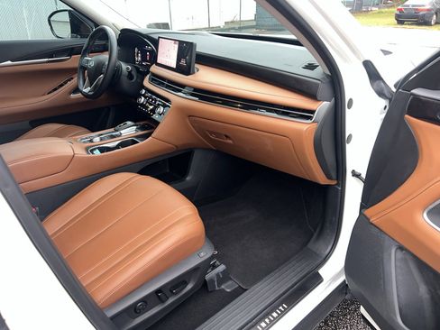 Used 2023 INFINITI QX60 Sensory w/ Vision Package image 32