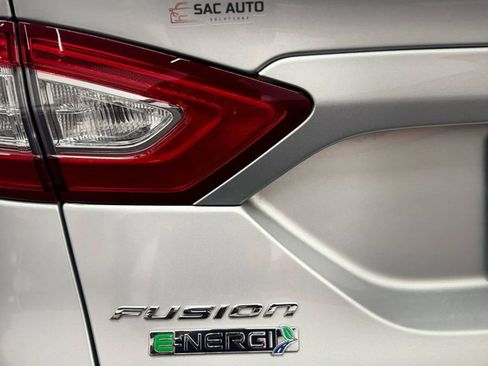 Used 2015 Ford Fusion Energi Titanium w/ Driver Assist Package image 38