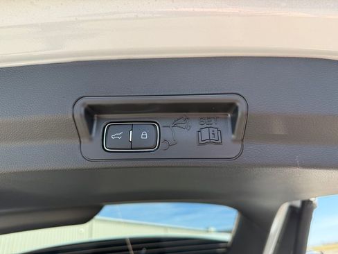 New 2026 Ford Explorer ST-Line image 35