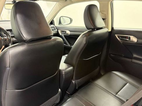 Used 2015 Lexus CT 200h FWD image 24