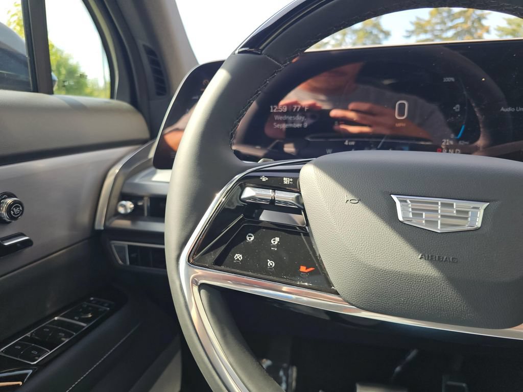 New 2027 Cadillac Vistiq Luxury AWD/4WD image 35
