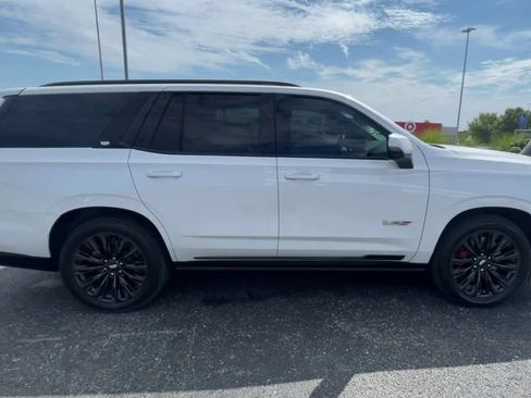Certified 2023 Cadillac Escalade V w/ LPO, ONYX Package AWD/4WD image 2