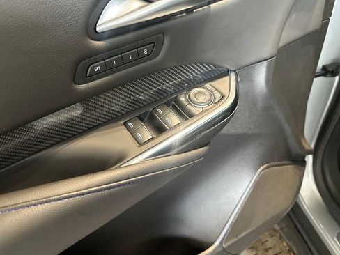 Used 2025 Cadillac XT4 Sport FWD image 16