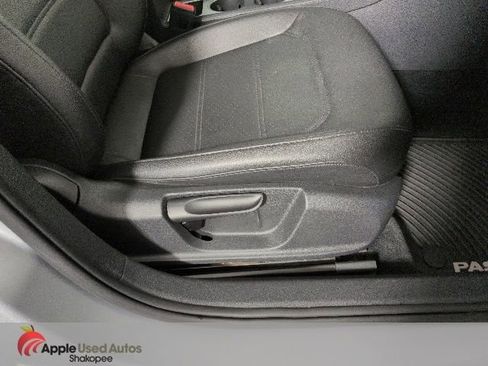 Used 2013 Volkswagen Passat 2.5 SE FWD image 33