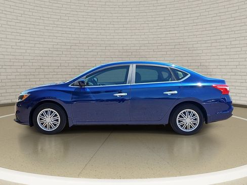 Used 2016 Nissan Sentra S FWD image 8