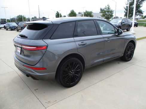 Used 2023 Lincoln Corsair AWD w/ Equipment Group 101A image 6