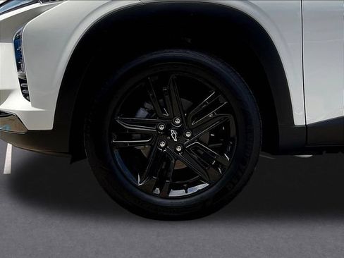 New 2026 Chevrolet Trax LT w/ Driver Confidence Package FWD image 12