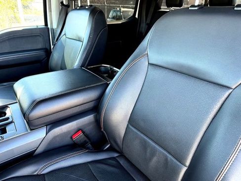 Used 2022 Ford F150 Lariat w/ Equipment Group 501A Mid image 10