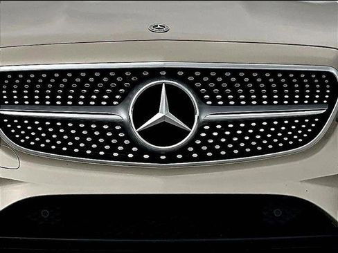 Used 2018 Mercedes-Benz E 400 E 400 image 30