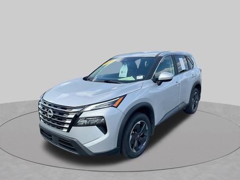 Used 2025 Nissan Rogue SV AWD/4WD image 4