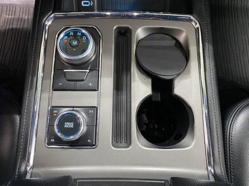 Certified 2019 Ford Expedition XLT w/ Equipment Group 202A AWD/4WD image 35