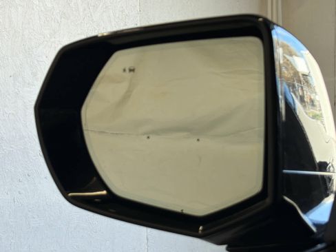 Used 2021 Chevrolet Tahoe Z71 w/ Z71 Off-Road Package image 54