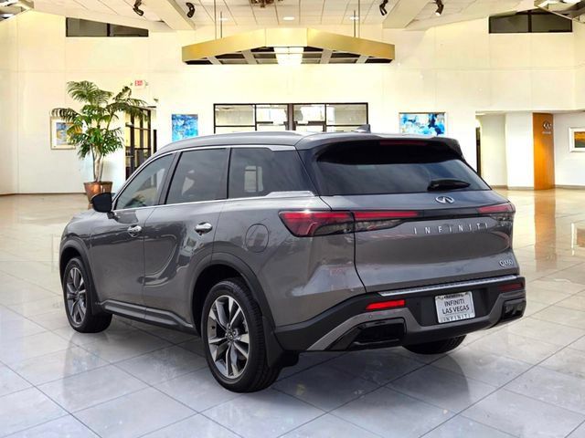 Used 2023 INFINITI QX60 Luxe w/ Cargo Package FWD image 7