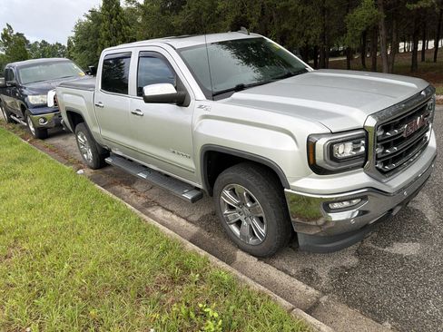 Used 2017 GMC Sierra 1500 SLT AWD/4WD image 3